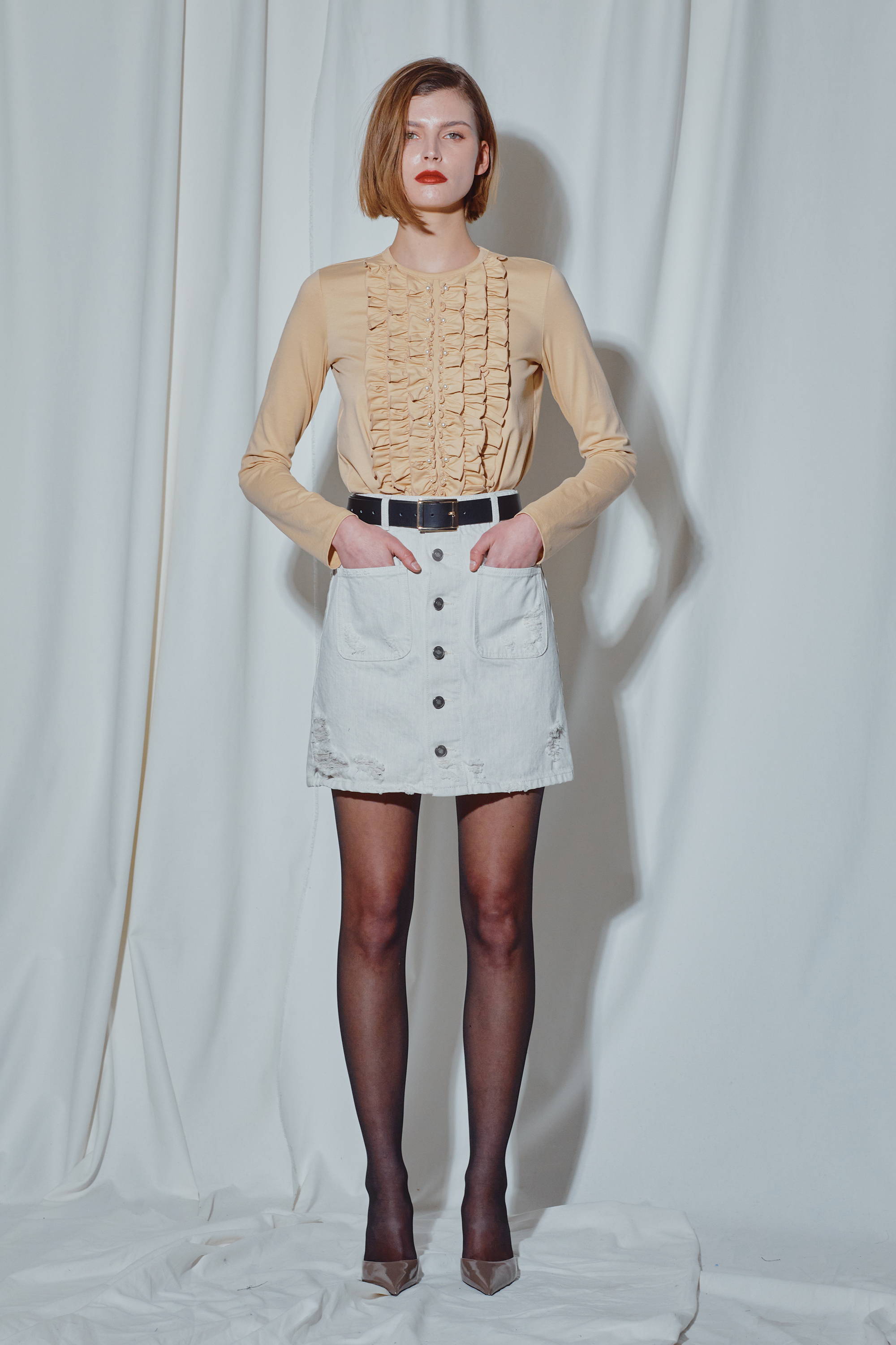 IVORY DISTRESSED BUTTON UP MINI SKIRT